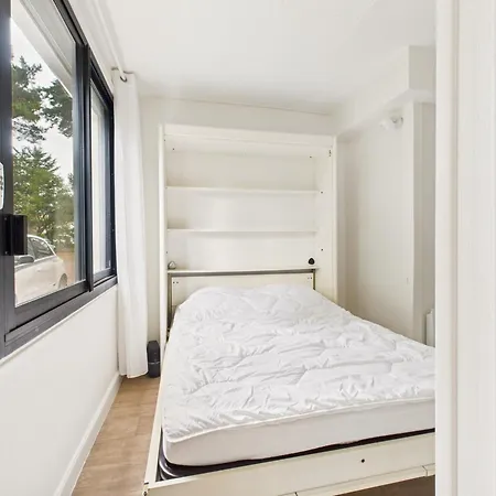 Апартаменты 100m De La Pour 2 Adultes 2 Enfants Ла-Боль-Эскублак