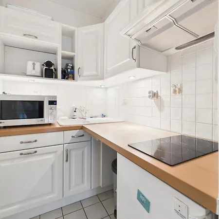 100m De La Pour 2 Adultes 2 Enfants Apartmán