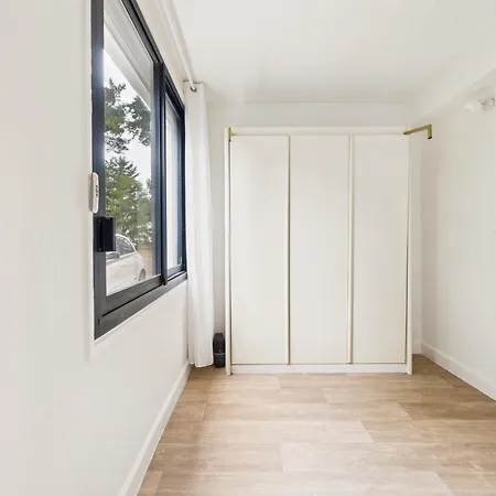 100m De La Pour 2 Adultes 2 Enfants Apartmán