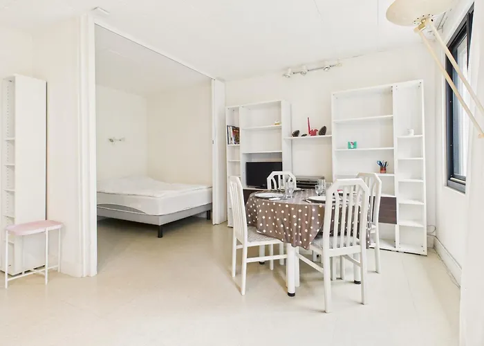 100m De La Pour 2 Adultes 2 Enfants Appartamento