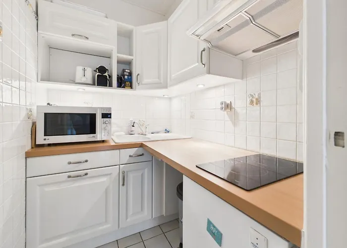 100m De La Pour 2 Adultes 2 Enfants Appartamento